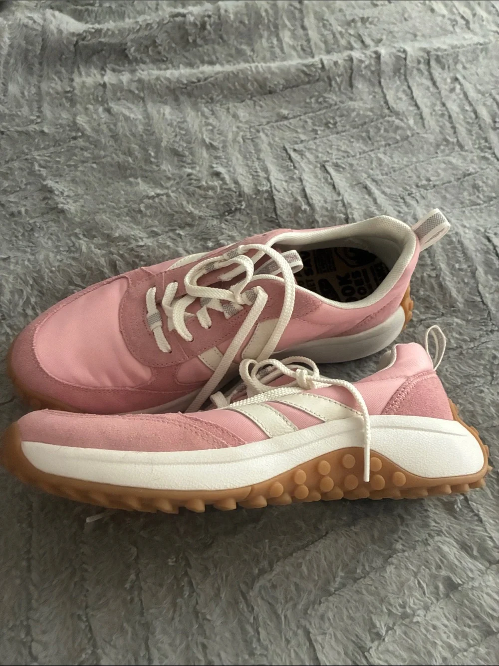 Keen Women's Pink Lace-Up Casual Sneakers